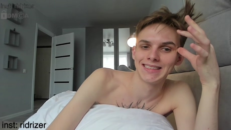 horny_jerk_roy_prick2001  04-04-2022